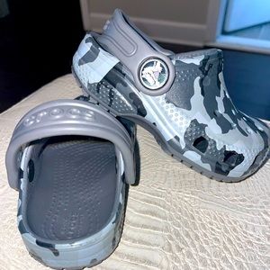 Crocs infant size 5